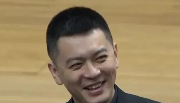 自从我们来到罗马后，我们决定让一些年轻球员每天和一线队一起训练，另一些球员则是每周和我们训练一次。